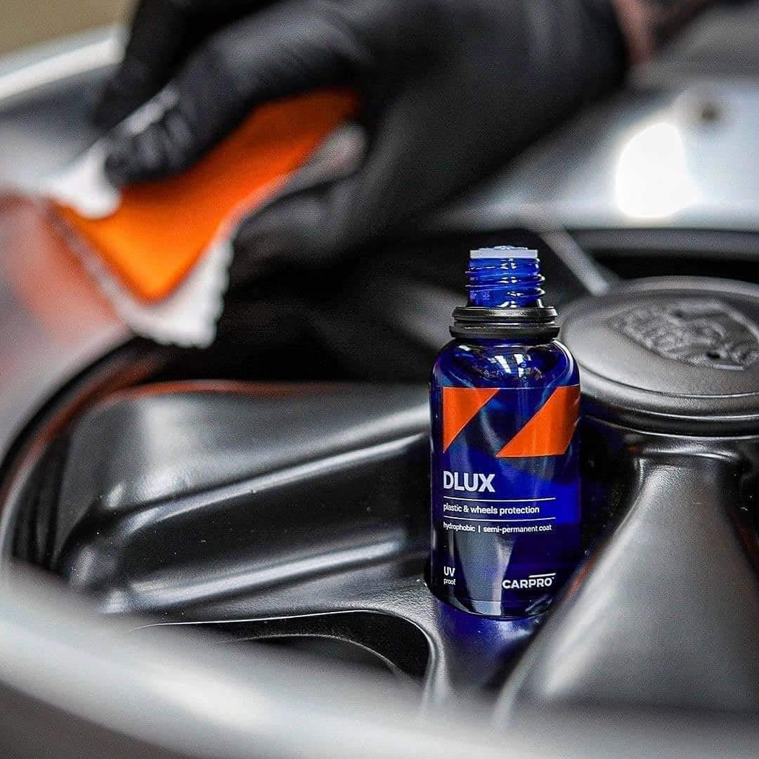 CarPro DLUX Tire and Trim Coating