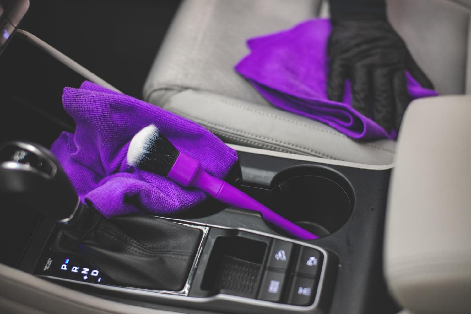 Detail Factory Ultra-Soft Detailing Brush (Long Handle)