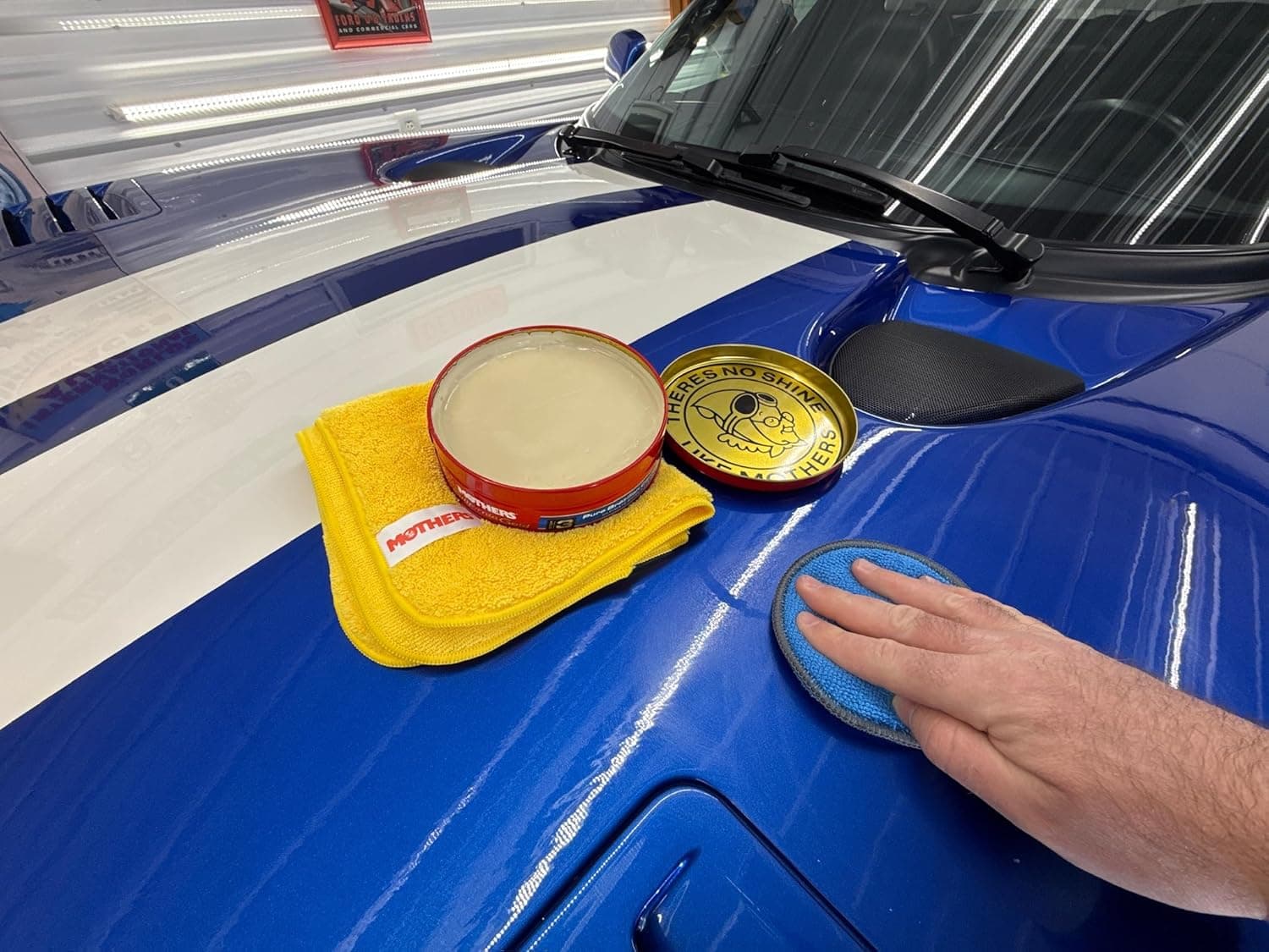 Mothers California Gold Pure Brazilian Carnauba Wax (Step 3)
