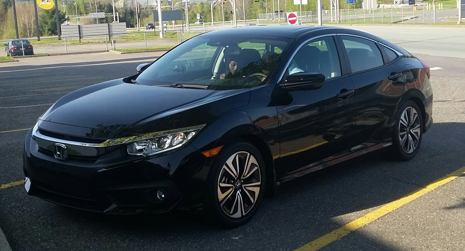2016 Honda Civic EX-T Turbo sedan, representative 10th Generation example