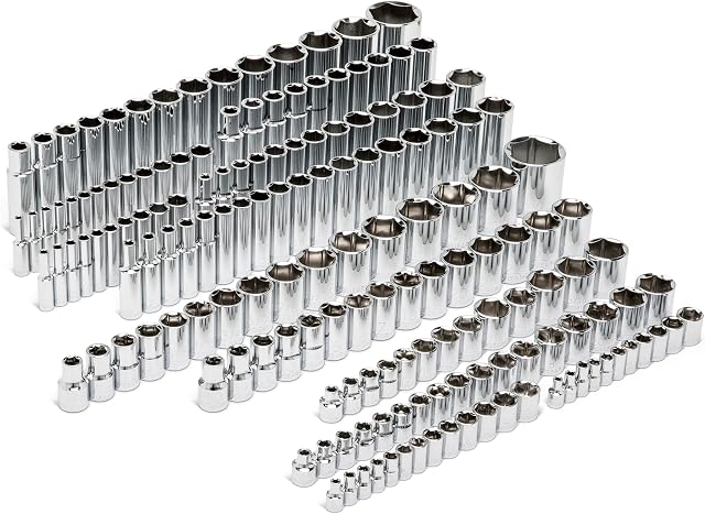 GEARWRENCH 163-Piece 1/4, 3/8 & 1/2 Drive 6-Point Master Socket Set