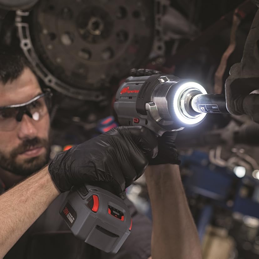 Ingersoll Rand W7152-K12 20V Impact Wrench Kit — image 5