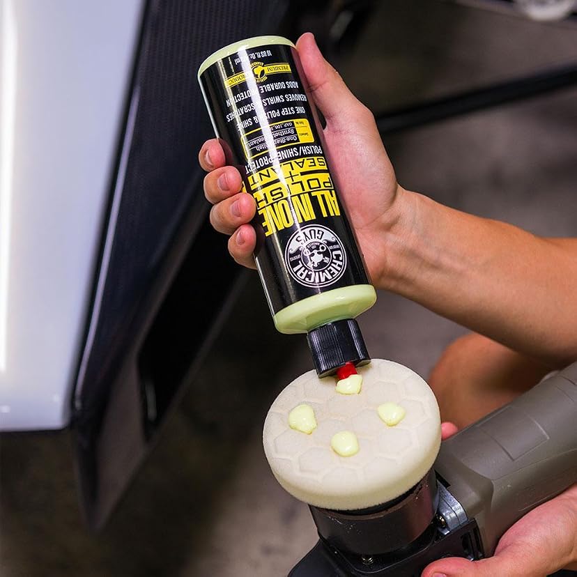 Chemical Guys V4 All-in-One Polish + Sealant — image 6