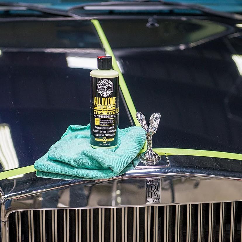 Chemical Guys V4 All-in-One Polish + Sealant — image 4