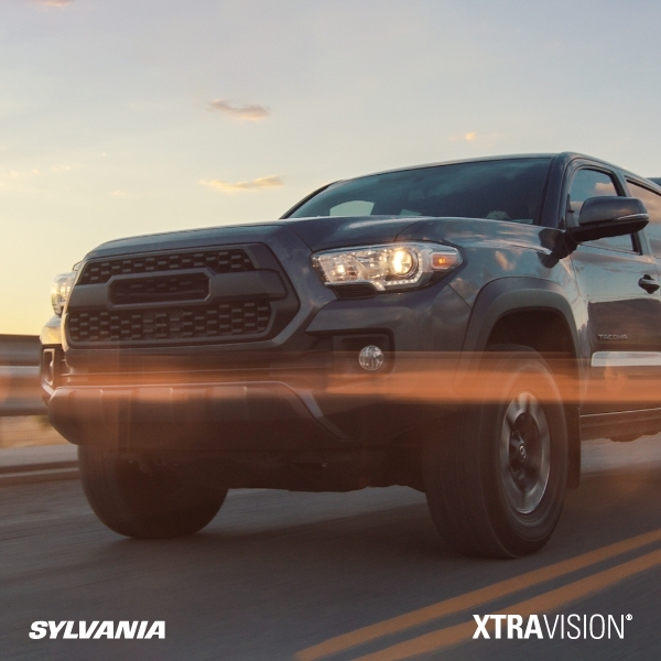 SYLVANIA XtraVision 9006 Headlight Bulb — image 4