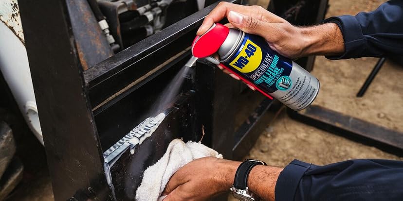 WD-40 Specialist White Lithium Grease Spray, 10 OZ — image 3